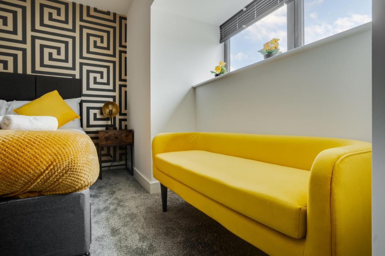 Victoria Home - 2 Bedroom Wi-Fi Parking Workers Hyde Eksteriør bilde